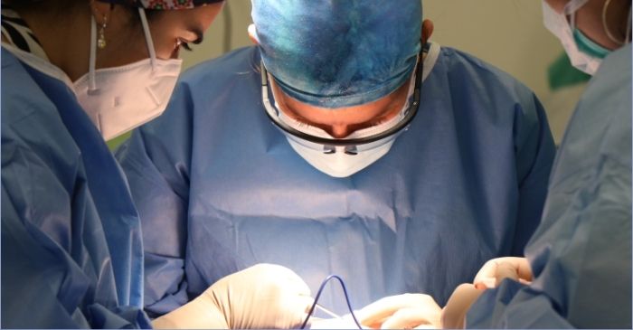 Cirurgia da Tireoide: Sem ENGORDAR, Sem INCHAR, Sem DOR - Dra. Adriana ...